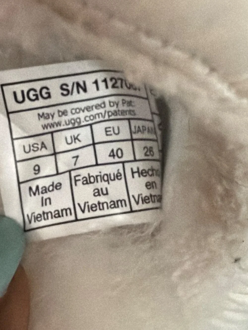 Ugg Women’s Maxi Logo Quilted Puff Platform Slides Size 9